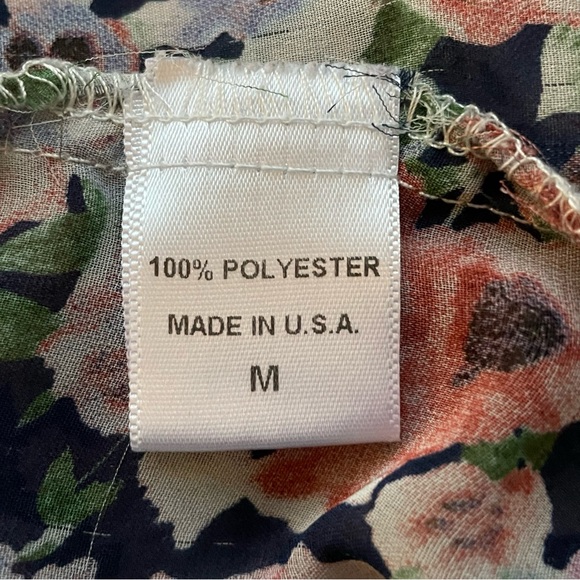 Bobeau Lightweight Floral Tank - M - Picture 6 of 6